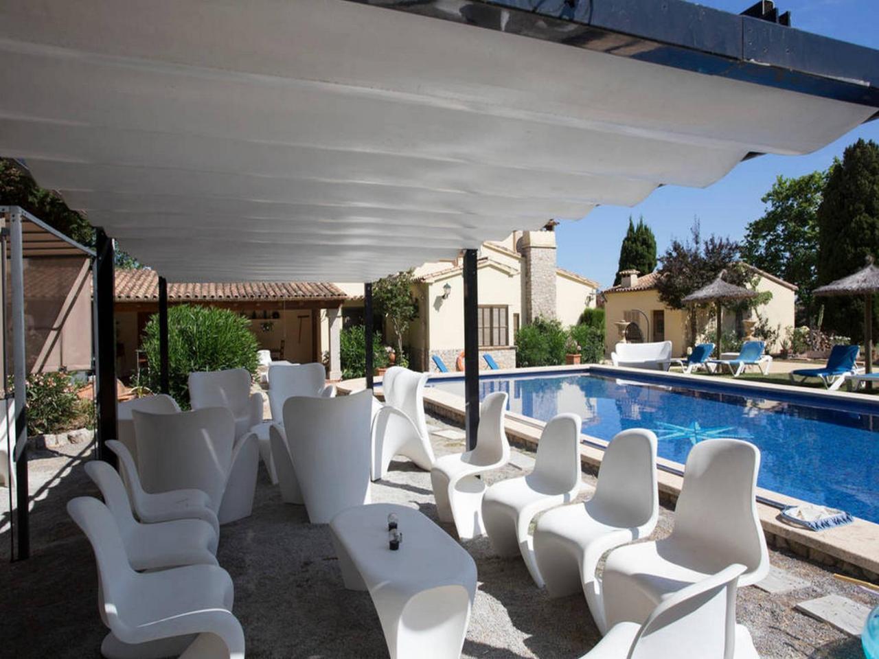 Private Villas Puerto Pollensa For Family Groups, Private Mountain Ideal For Runners, Trailers, Hikers, It Is Approximately 3 Minute Walk From The Beach Exterior photo