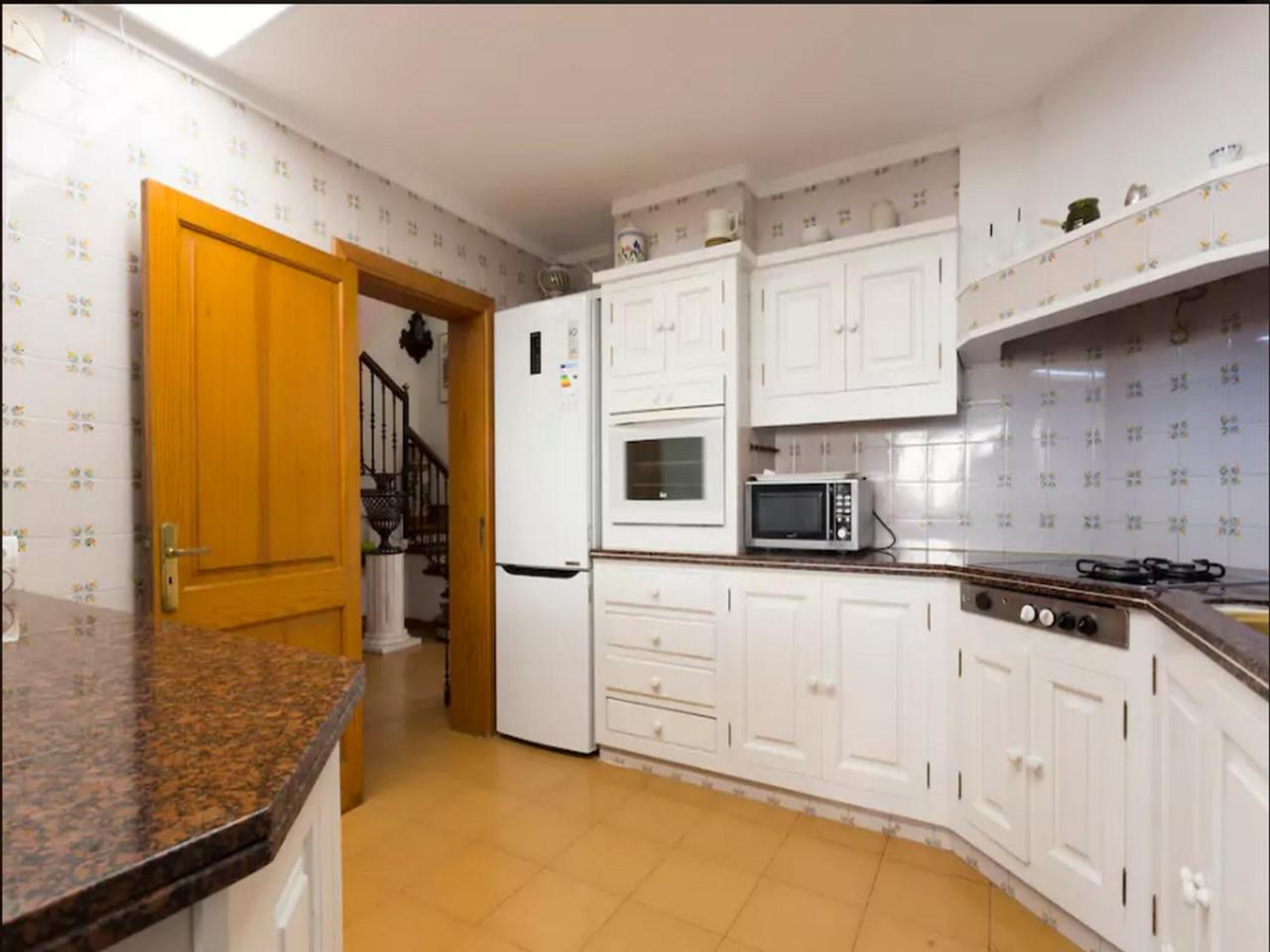 Private Villas Puerto Pollensa For Family Groups, Private Mountain Ideal For Runners, Trailers, Hikers, It Is Approximately 3 Minute Walk From The Beach Exterior photo
